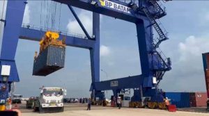 STS Crane Batu Ampar