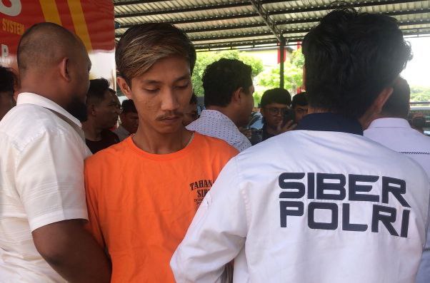 Video porno mahasiswi batam