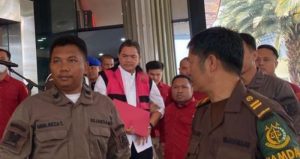 Achsanul Qosasi Tersangka