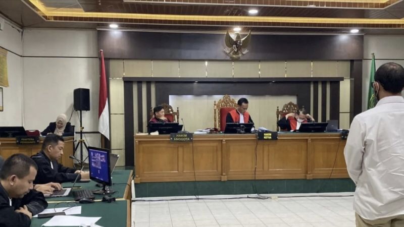 Vonis Auditor BPK Riau
