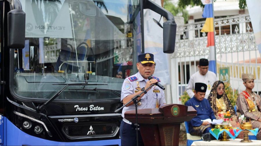Bus trans batam