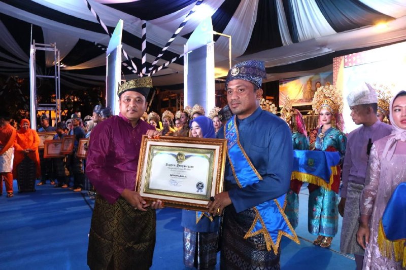 anugerah batam madani