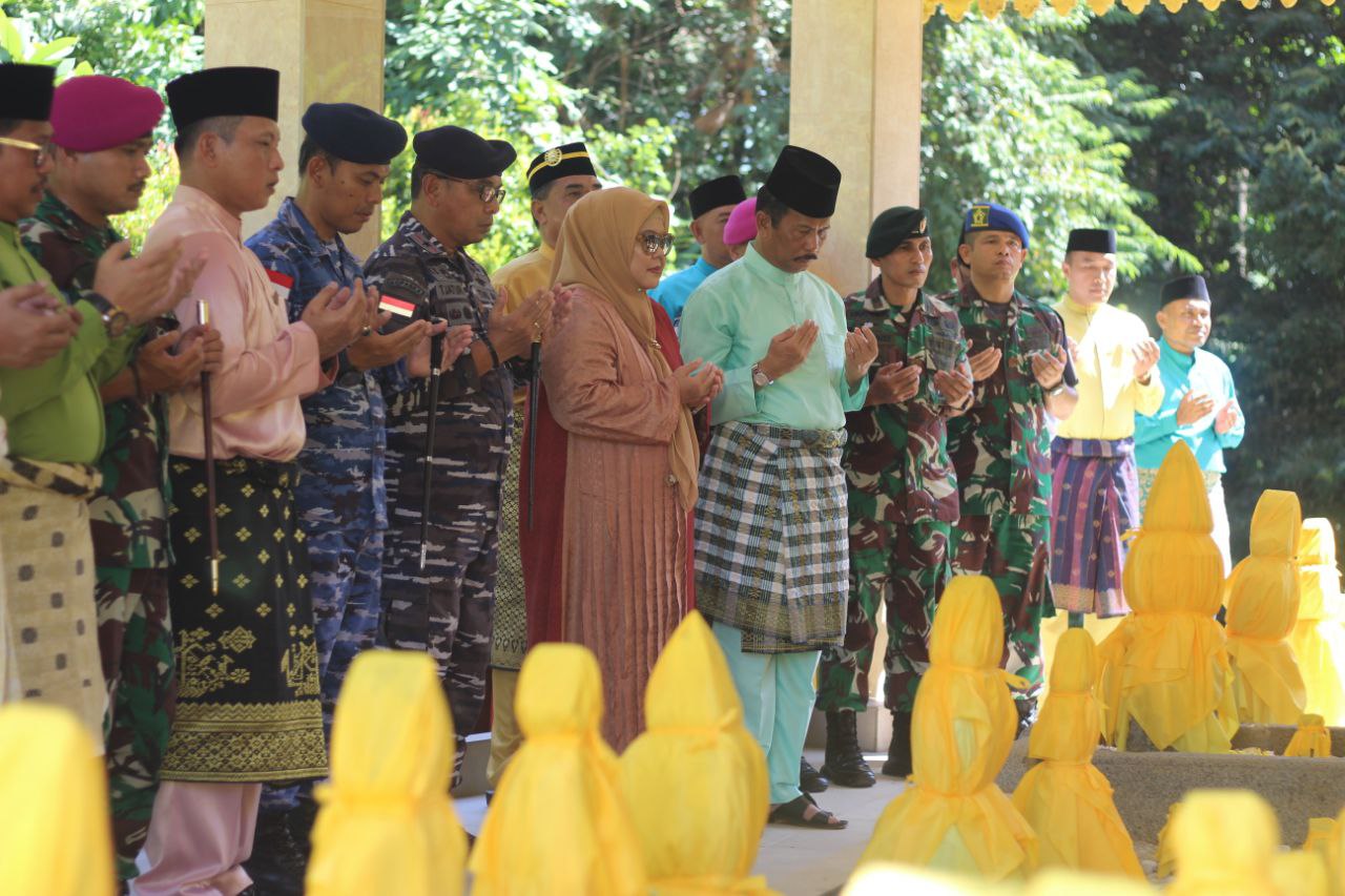 makam zuriat nong isa