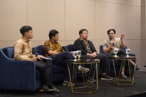 Pemasangan baliho politik
