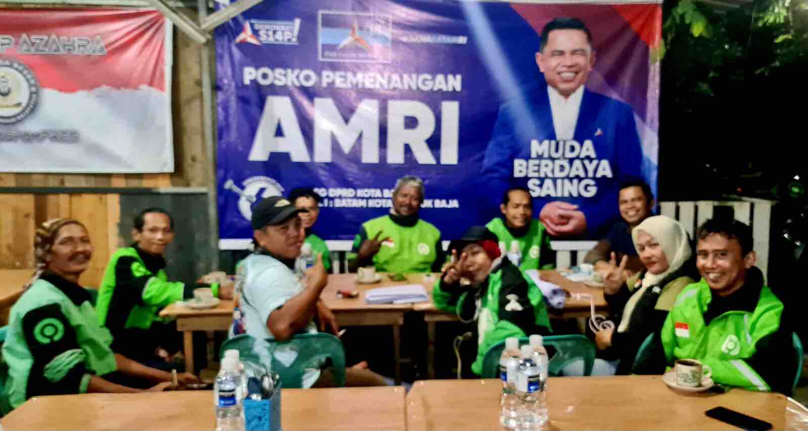 Relawan ojol sahabat amri