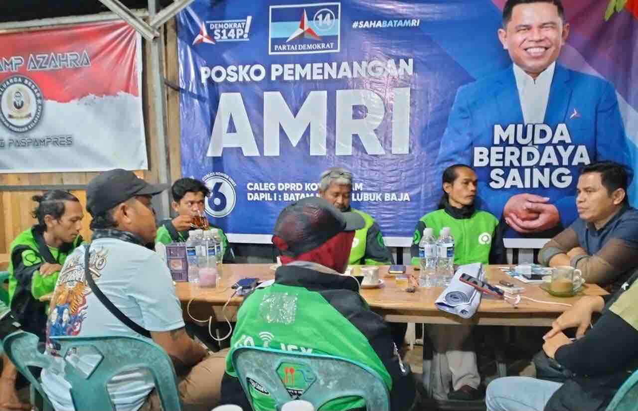 Relawan ojol sahabat amri