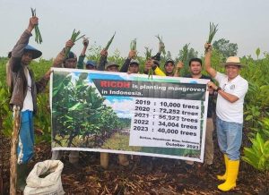 pwi kepri tanam bakau