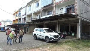 pencurian modus pecah kaca