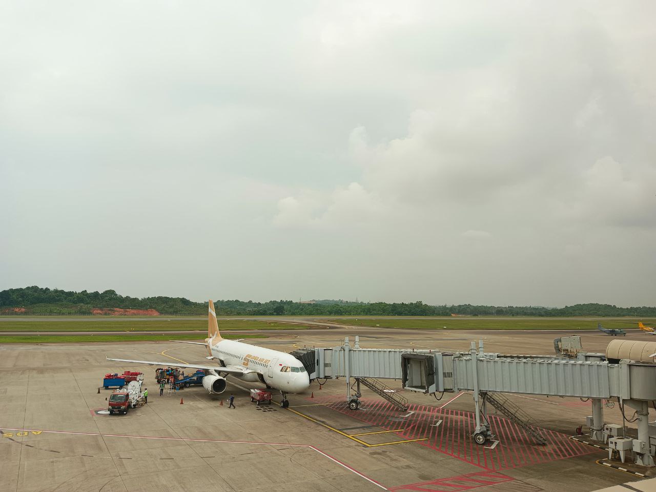 Pesawat batam-balikpapan