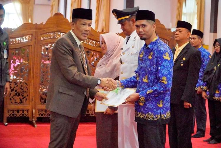 Pelantikan pejabat pemkab lingga