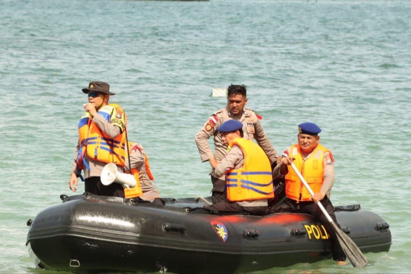 Pantai di bintan
