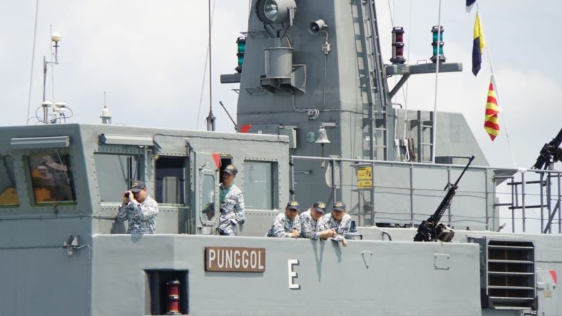 ri singapura latihan perang