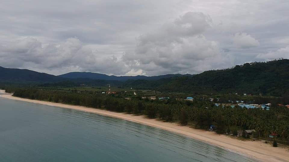 pantai padang melang