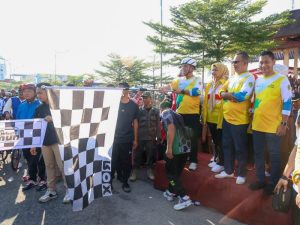 Ansar lepas pesepeda di coastal area