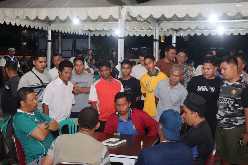 turnamen domino