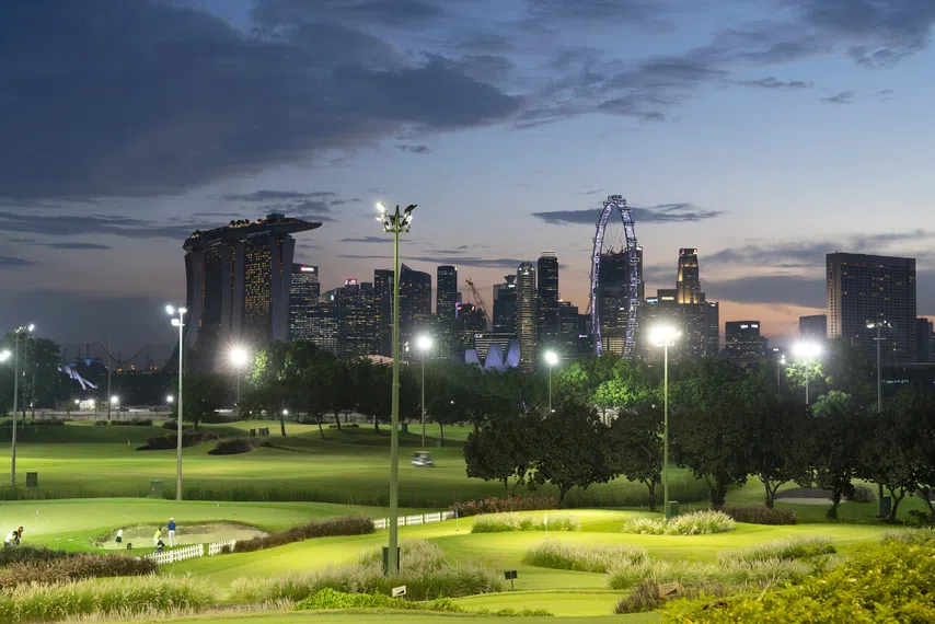 singapura tutup lapangan golf