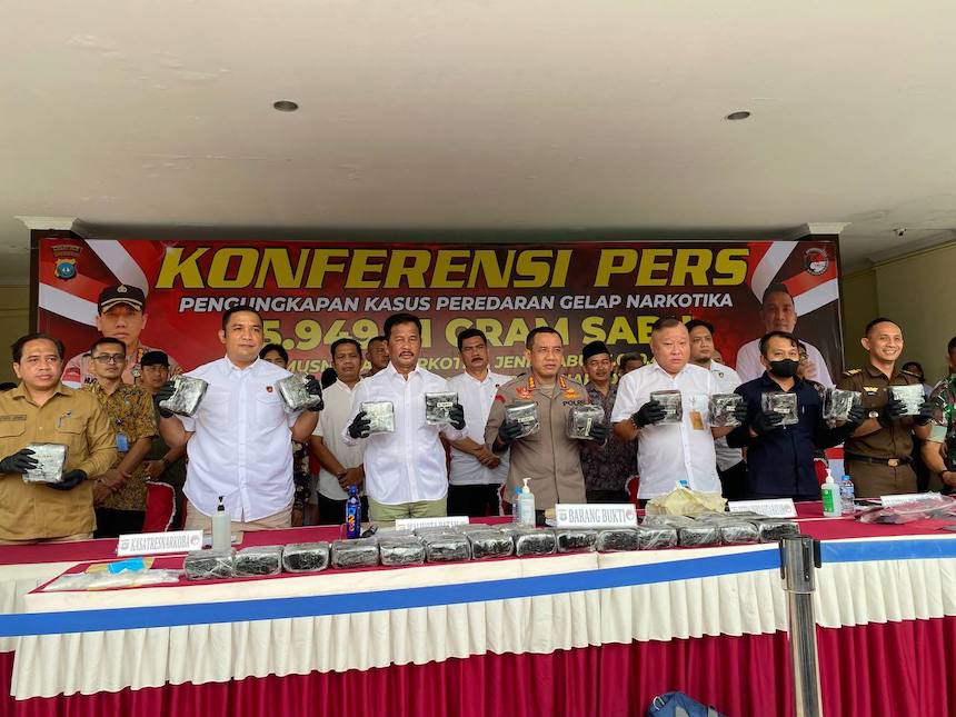 Pasutri ditangkap bawa sabu Batam
