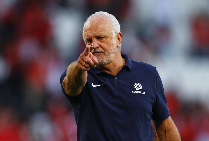 Graham Arnold Mundur