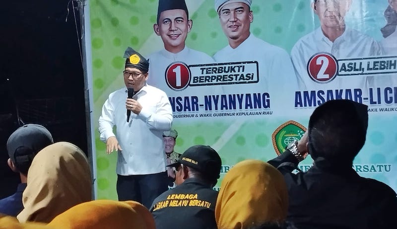 Ansar Ahmad-Nyanyang Haris Pratamura