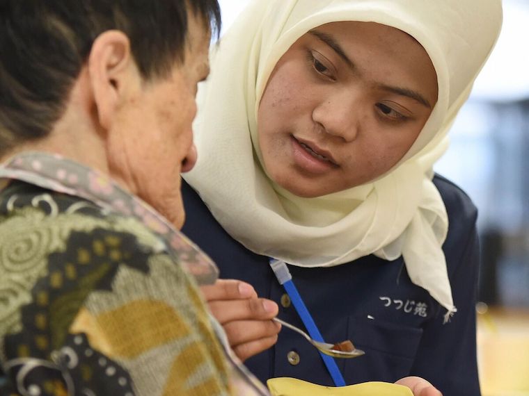 Kerja di Jepang untuk Perawat