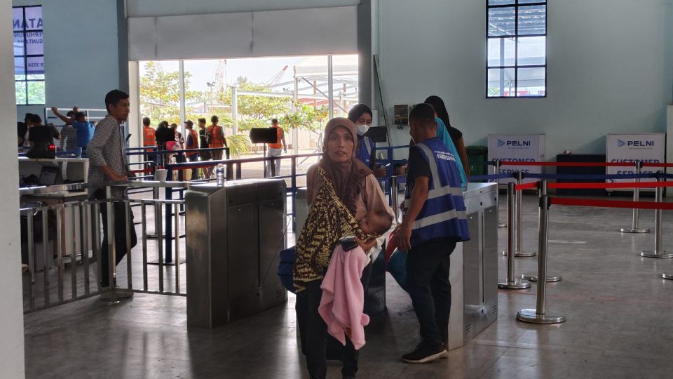 penumpang pelni jelang nataru