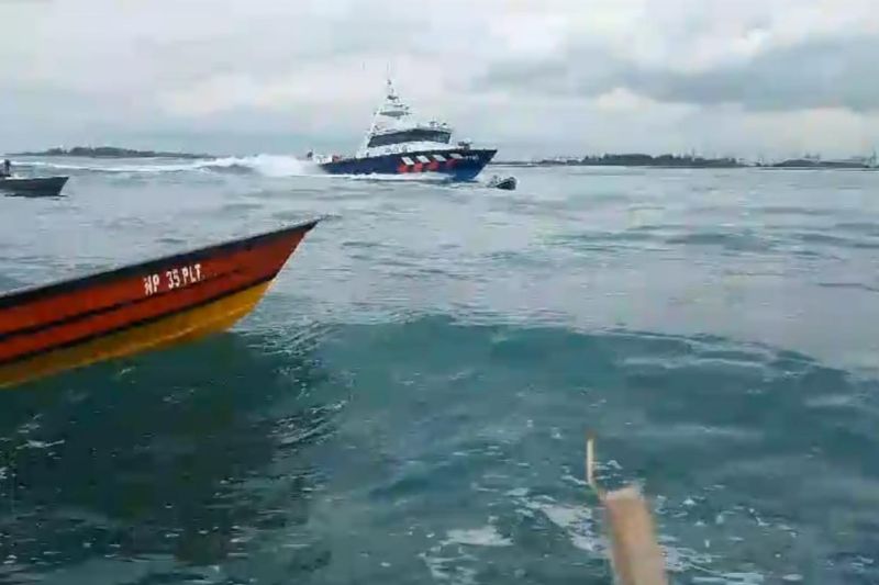 polisi singapura nelayan indonesia