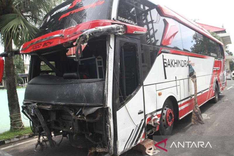 Kecelakaan Bus Batu