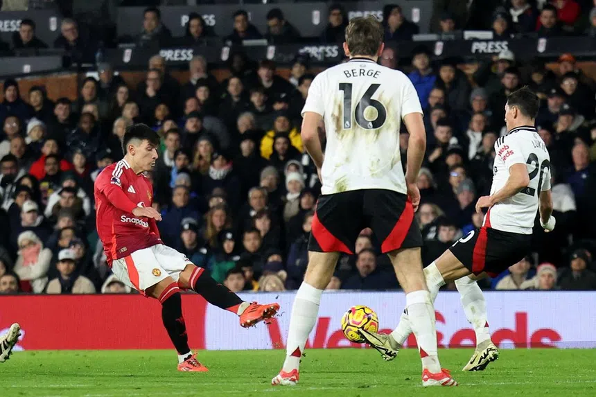 MU Kalahkan Fulham