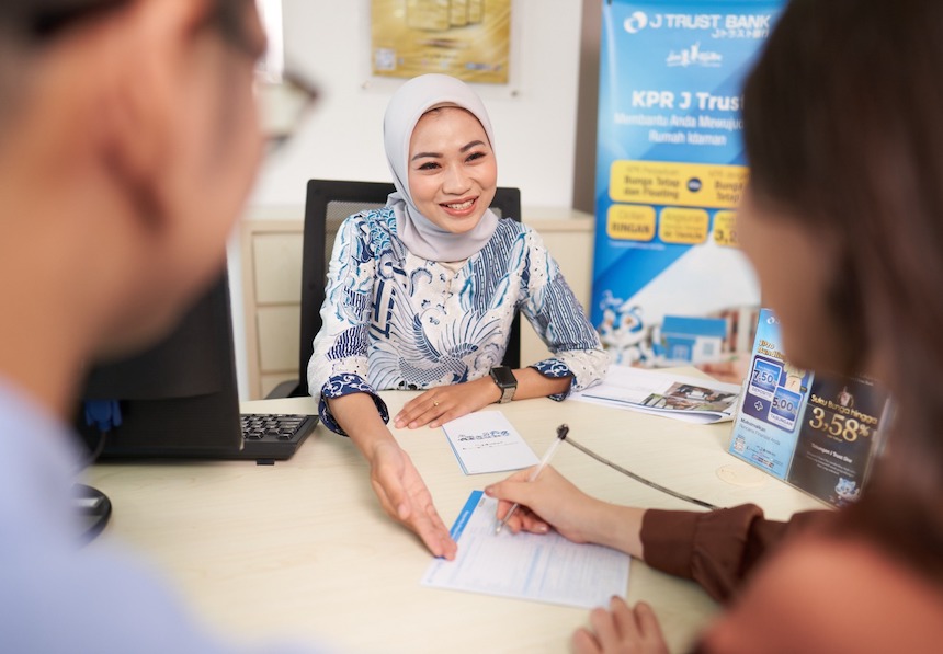 J Trust Bank