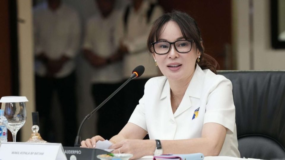 Li claudia chandra