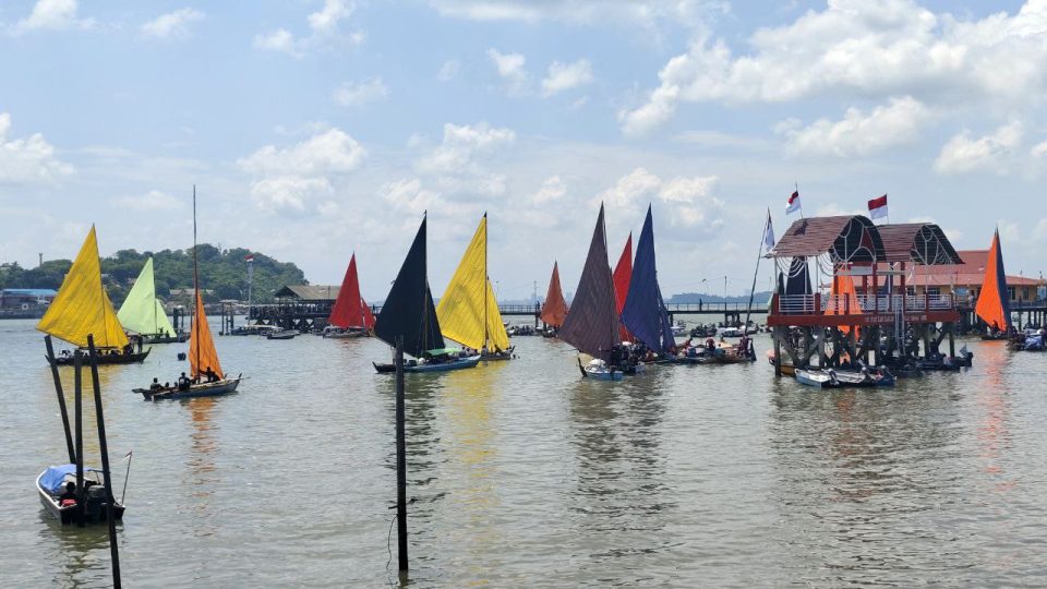 Pesta rakyat belakang padang