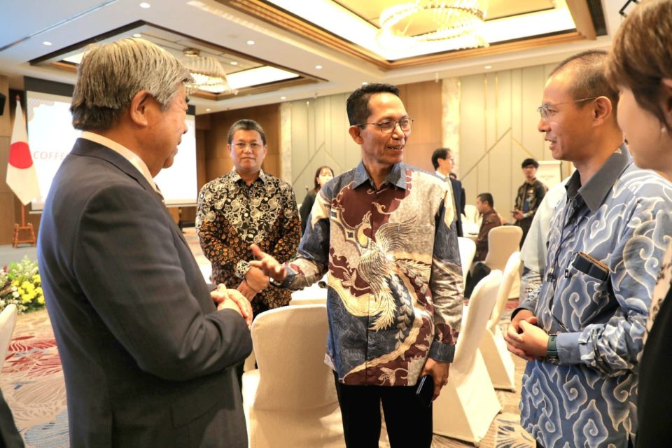 Amsakar Achmad batam