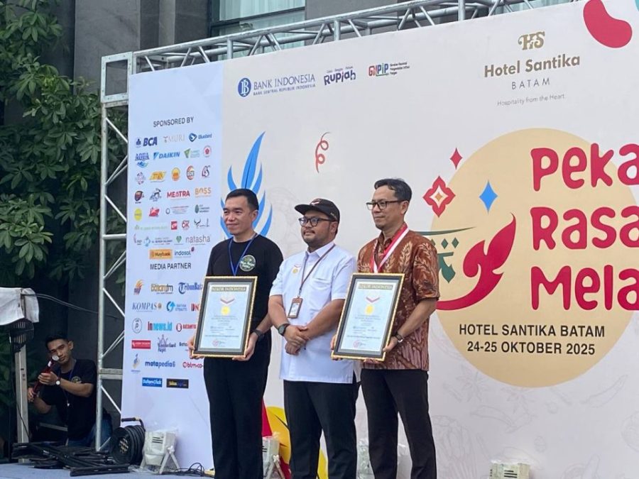 Rekor muri ikan asam pedas