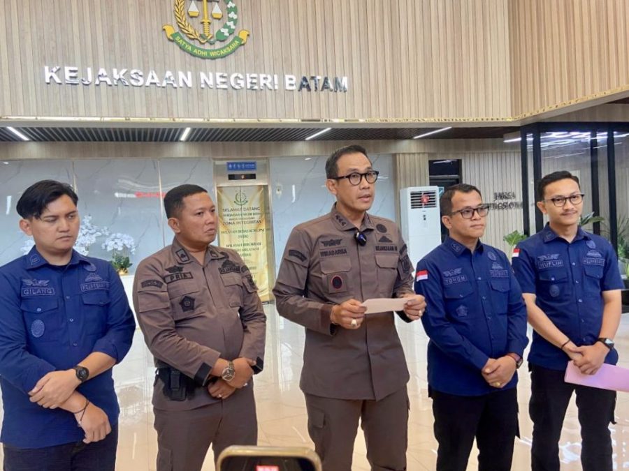 Korupsi asuransi persero batam