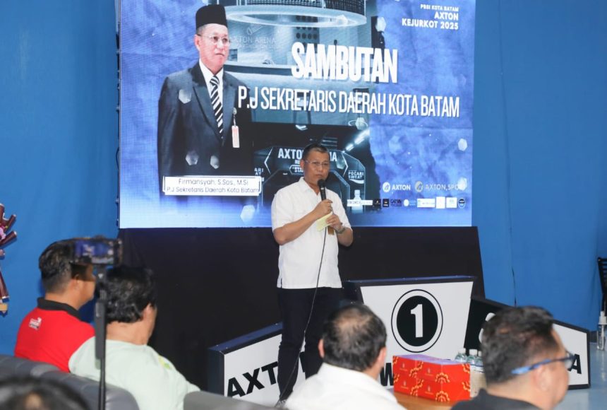 Kejurkot bulutangkis batam