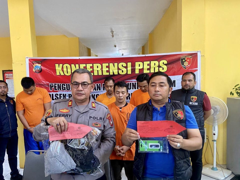 Warga Batam tewas Warga Batam tewas