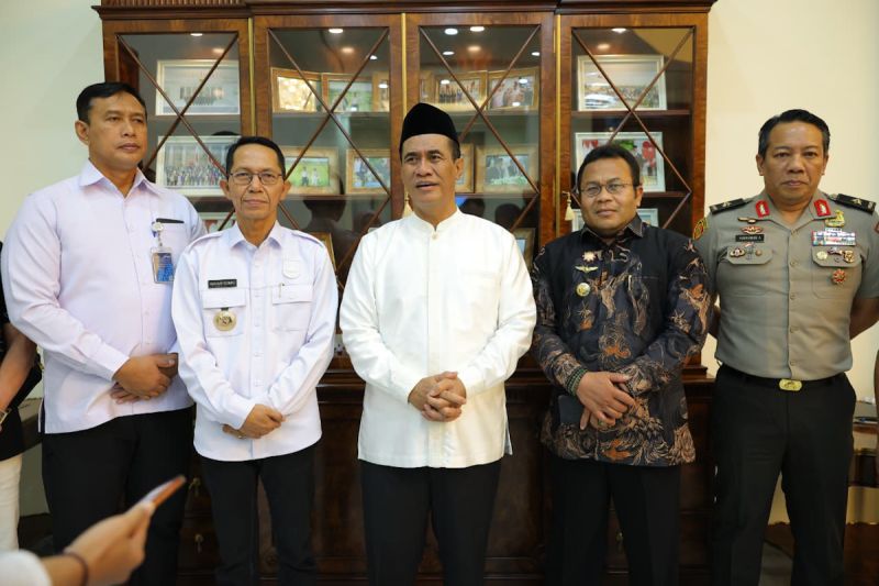 Beras Ilegal Batam