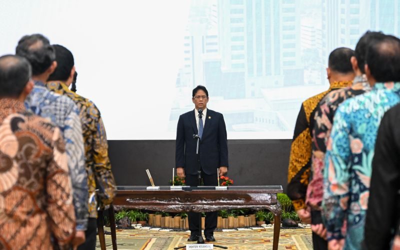 Pelantikan kepala bea cukai