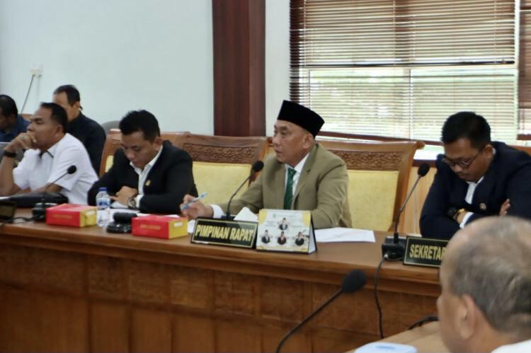 Dprd batam seraya atas