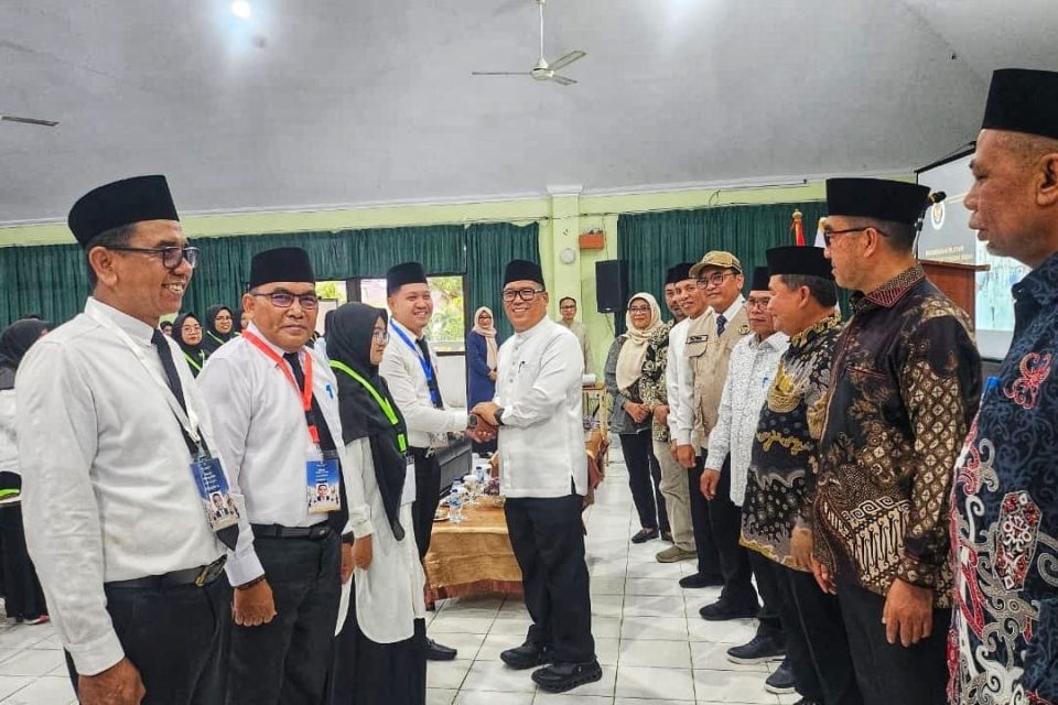 Petugas Haji Kepri