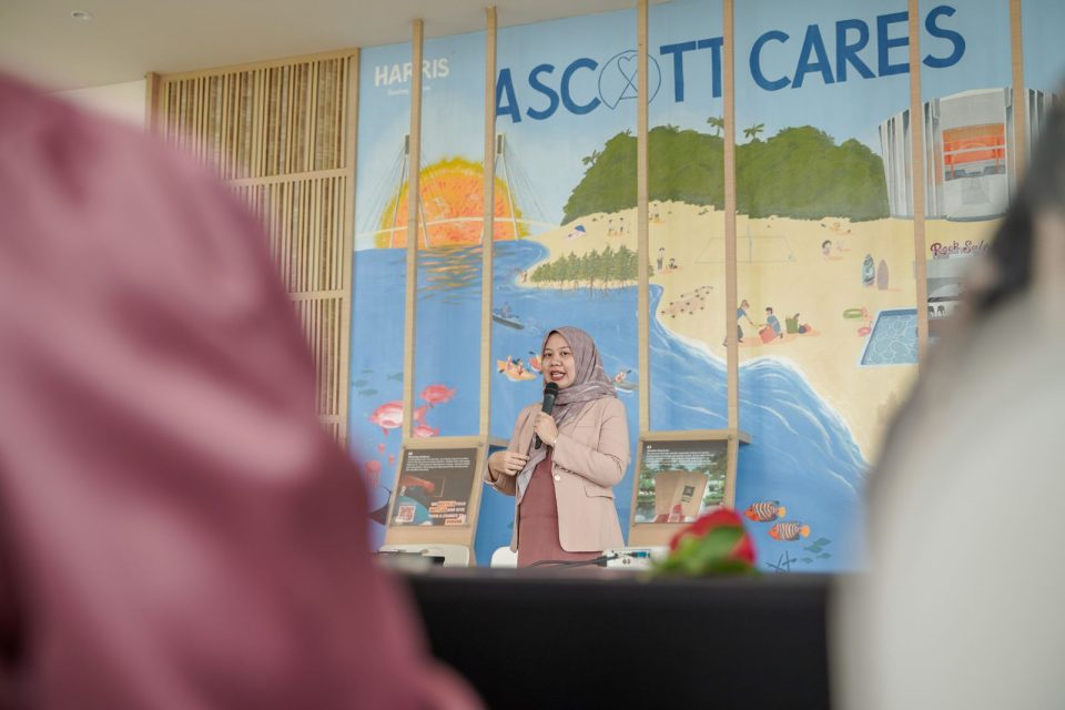 Hari perempuan internasional harris