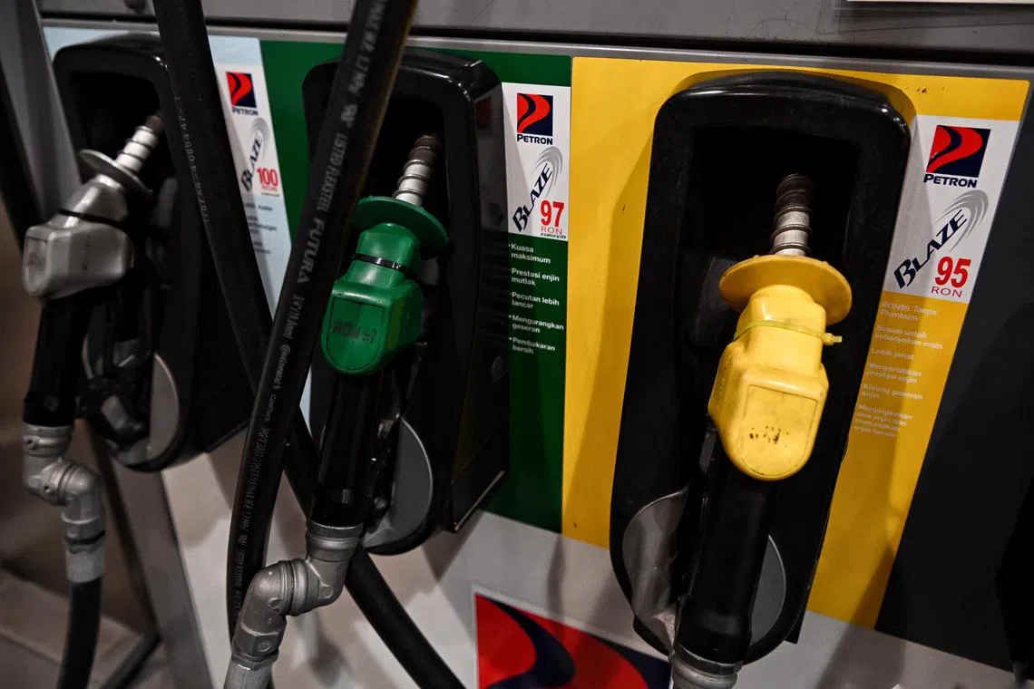 Harga bensin malaysia