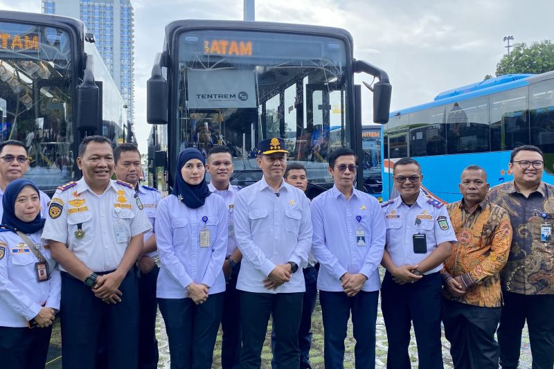 Armada baru Trans Batam yang disiapkan untuk memperluas layanan transportasi publik dan integrasi menuju Bandara Hang Nadim.