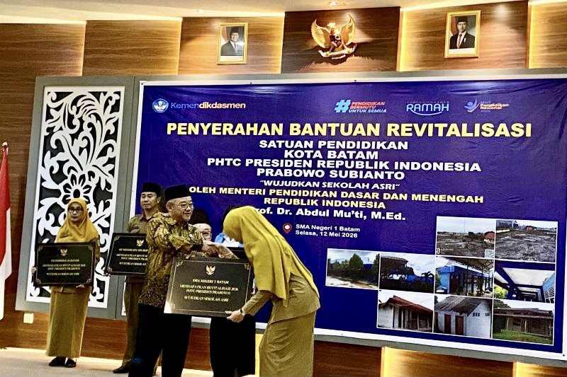 Sekolah rusak di kepri
