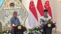 Menlu RI Sugiono dan Menlu Singapura Vivian Balakrishnan saat konferensi pers di Jakarta.