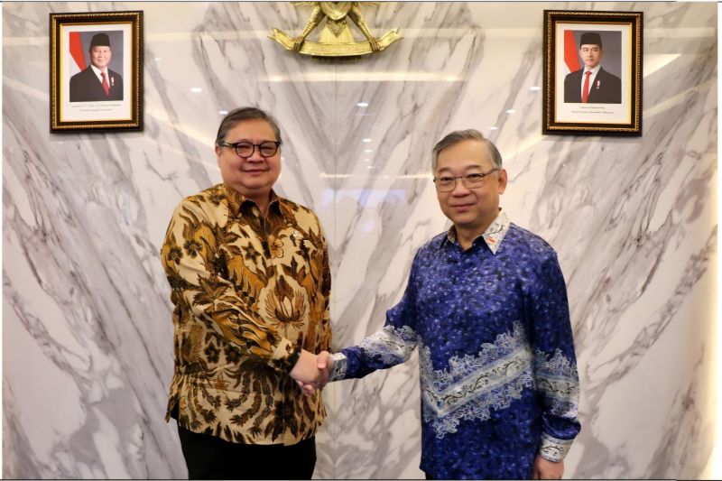 Airlangga Hartarto dan Gan Kim Yong membahas pengembangan Batam-Bintan-Karimun sebagai pusat ekonomi digital regional.