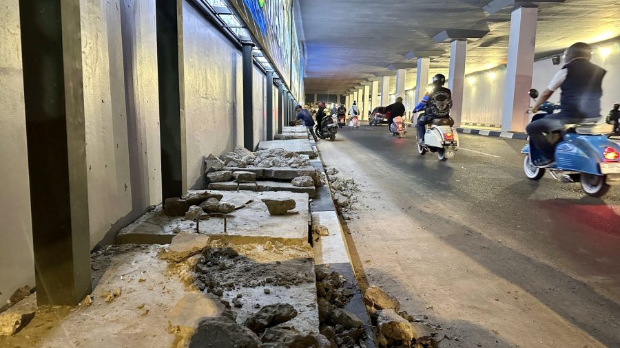 lokasi pencurian penutup drainase di Terowongan Pelita, Batam, Sabtu (13/6/2026) malam. BP Batam berkoordinasi dengan aparat penegak hukum untuk mengidentifikasi pelaku.