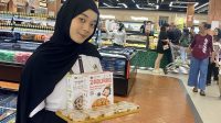 Kemasan Spicy Witch Topokki vegan Korea yang tersedia di Batam