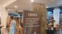 Produk kursi dan furnitur Jepara dipamerkan dalam CJFACE 2026 di Semarang.