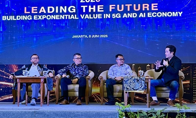 Infrastruktur pusat data dan jaringan internet Indonesia untuk mendukung ekonomi digital nasional.